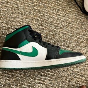 Jordan 1s Pine Green